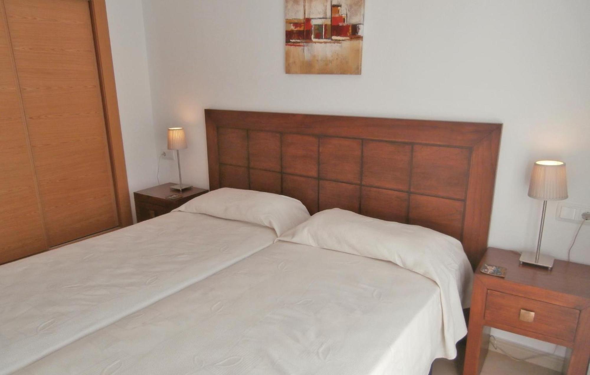 2 Bedroom Beautiful Apartment In Sucina Εξωτερικό φωτογραφία